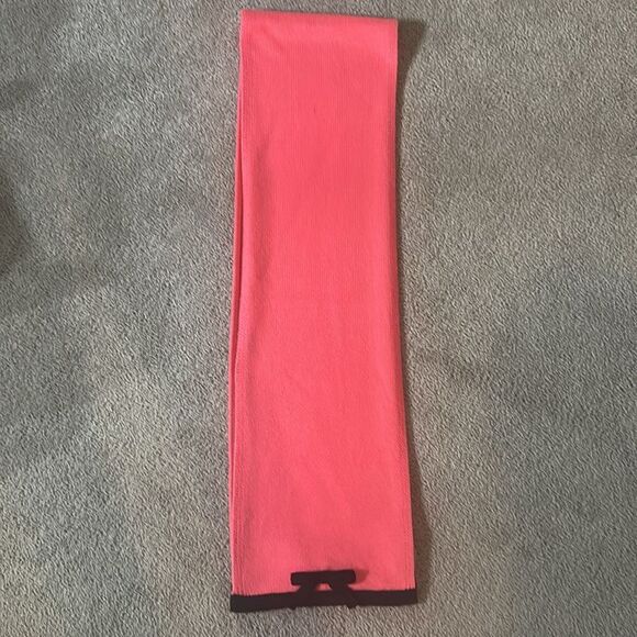 🔥RARE! Kate Spade ♠️ Scarf and Gloves Set! - Picture 5 of 11